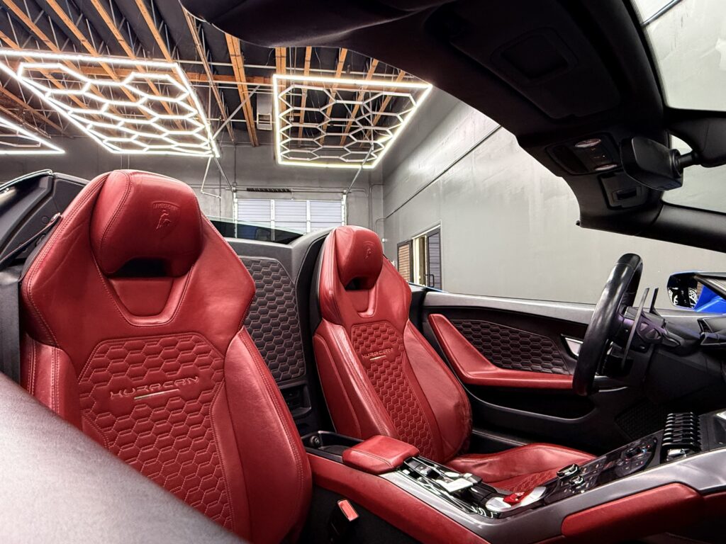 lamborghini huracan interior red