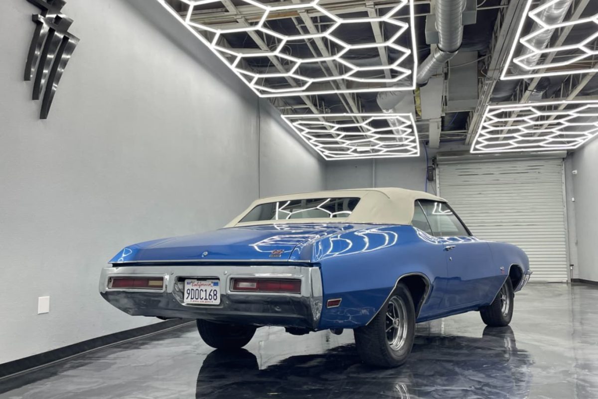 1971-Convertible-Buick-GS-Back-View