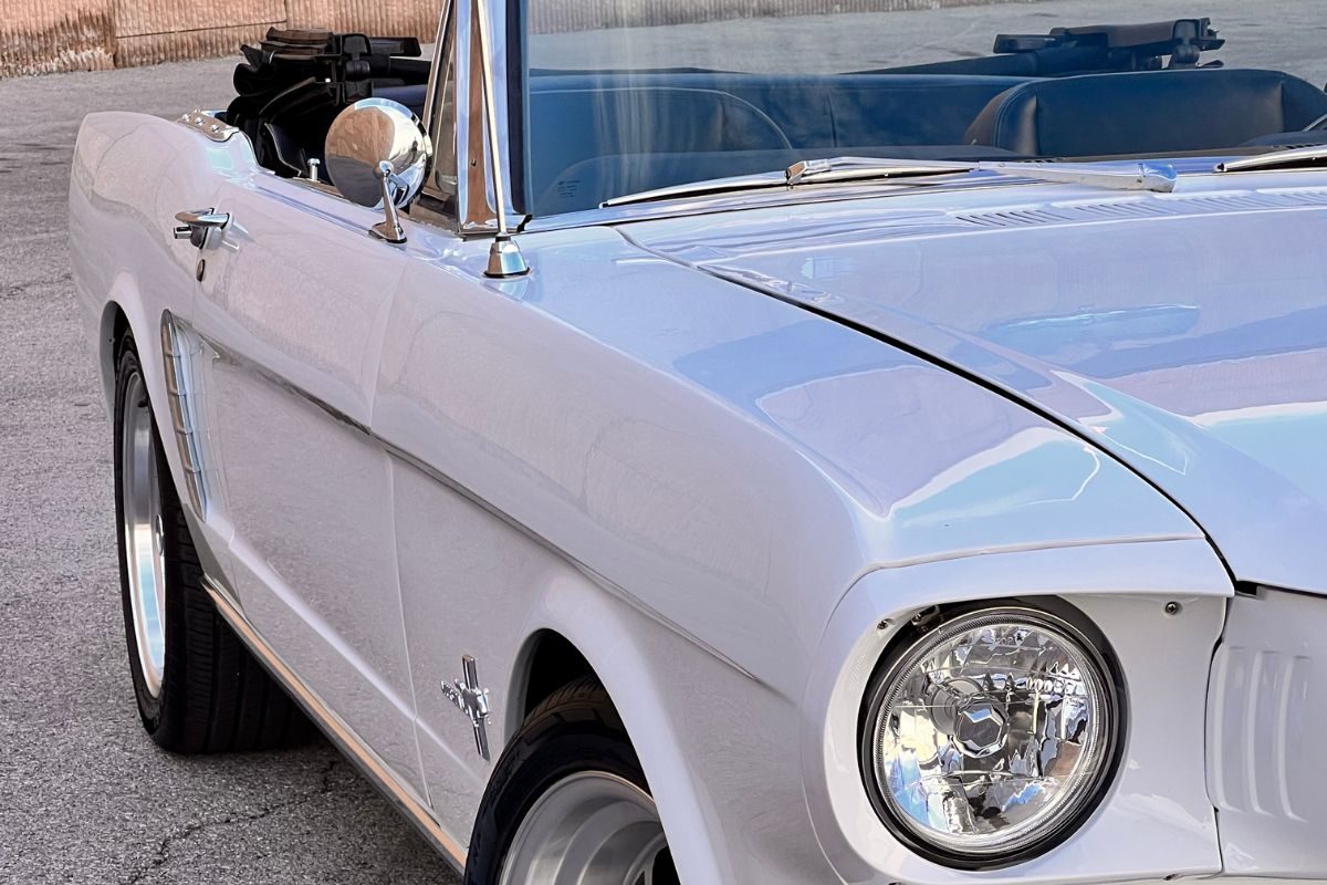 Las-Vegas-1965-white-ford-mustang-front-head-light-view