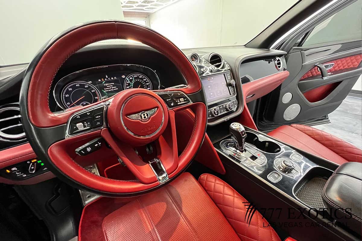 Las-Vegas-Bentley-Bentayga-steering-view