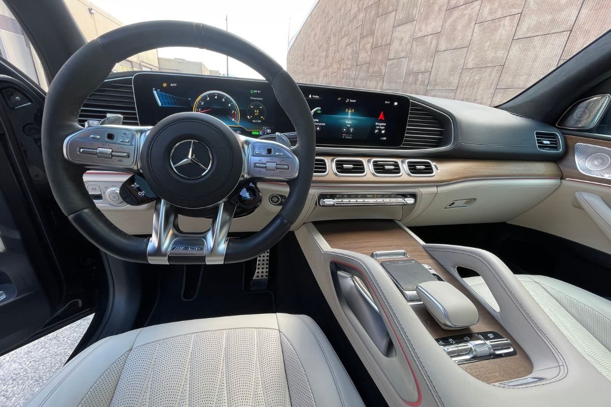 Mercedez GLS63 Drive Wheel View