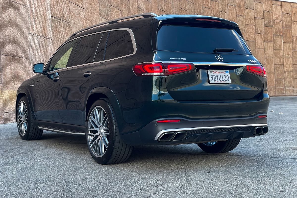 Mercedez GLS63 Left Side Back View