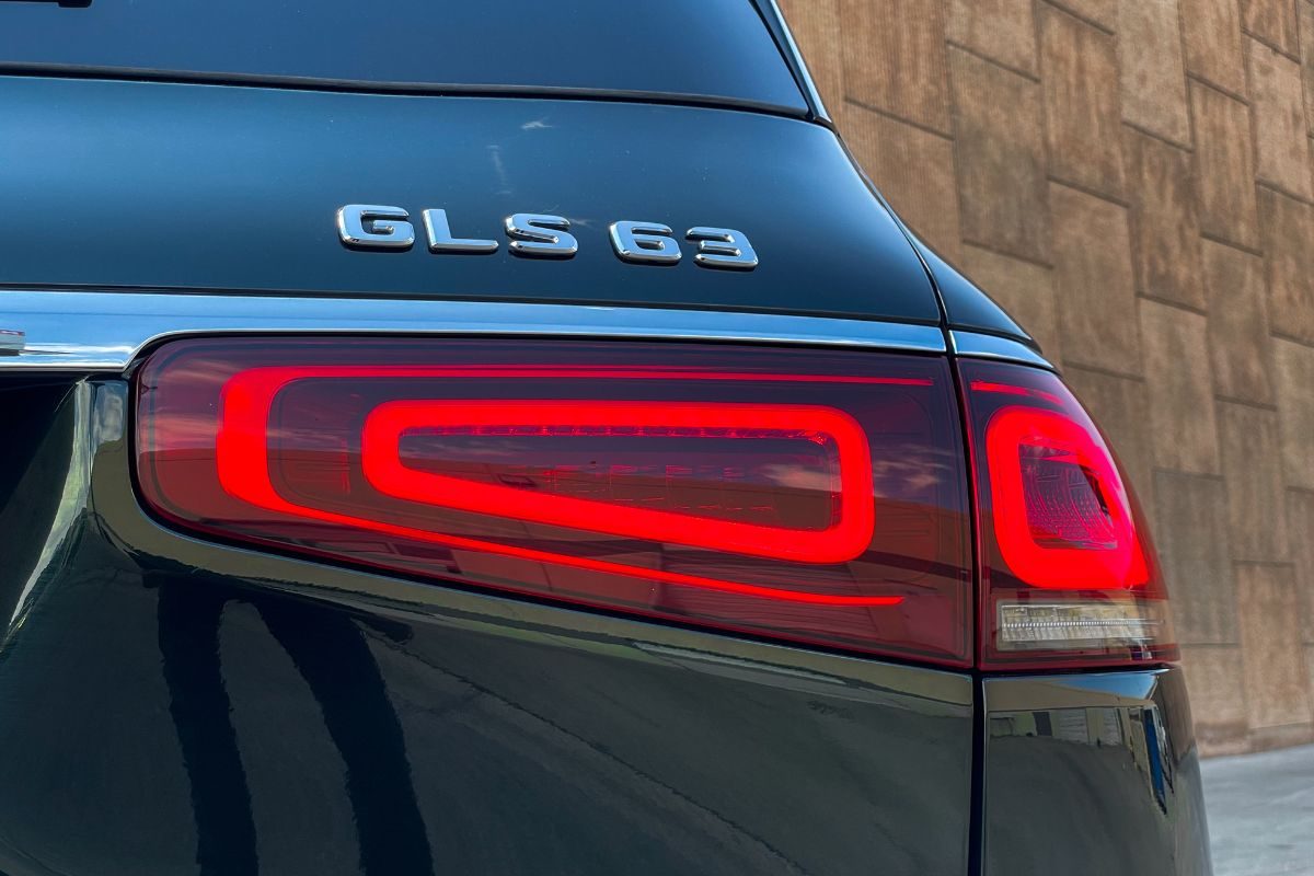 Mercedez GLS63 Tail Light View