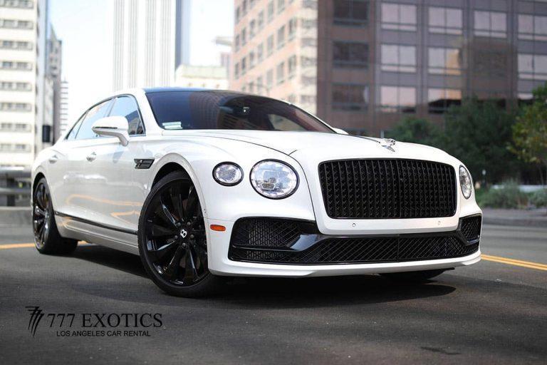 front corner view of bentley flying spur