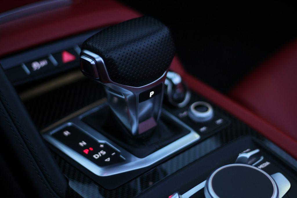 automatic shifter of audi r8