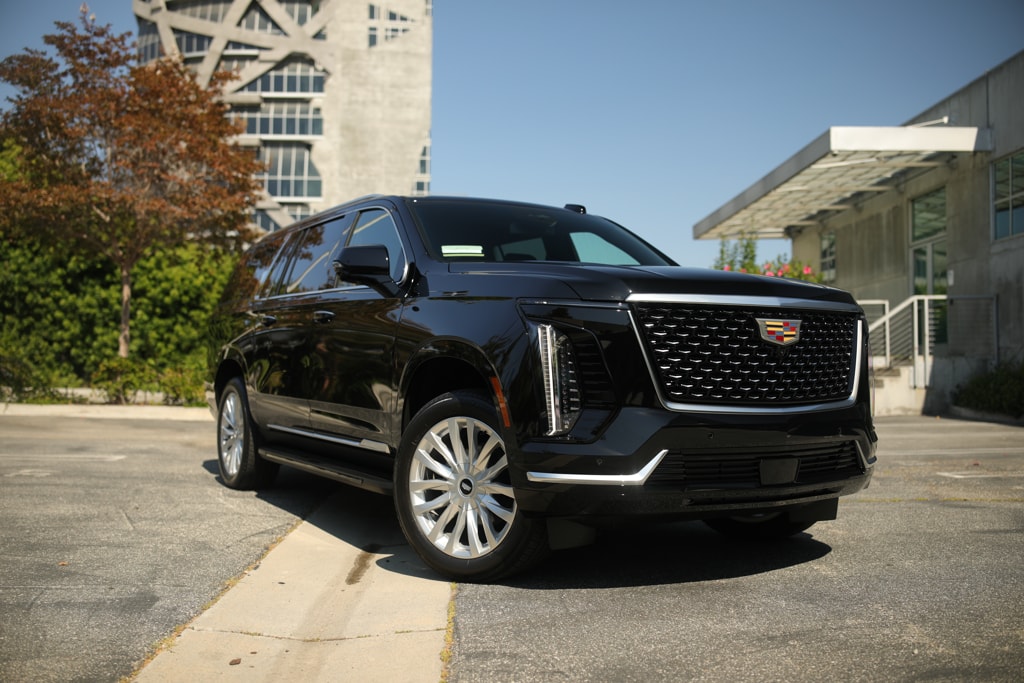 CADILLAC ESCALADE 黒 Cadillac Escalade Rental Los Angeles - Rent a Cadillac in LA