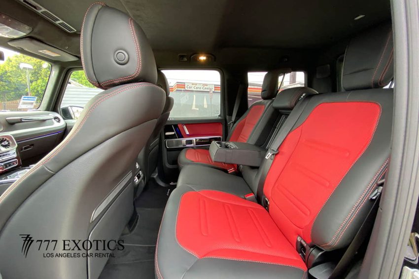 seats of black g wagon
