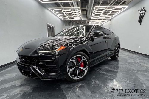 Lamborghini-Urus-Corner-front-View