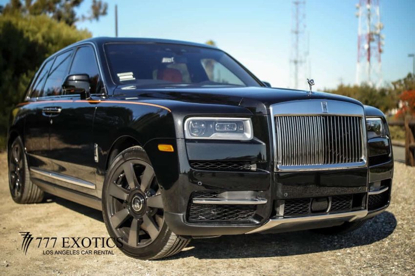 Rolls Royce Cullinan Front Corner View Closed Doors