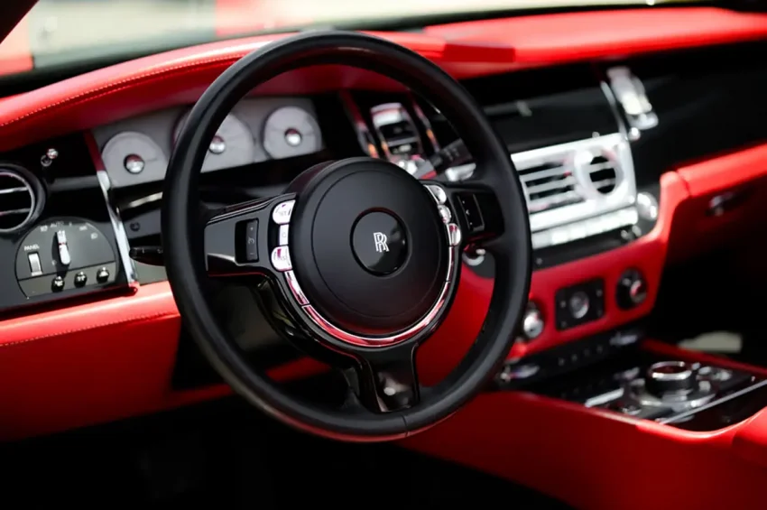 Rolls-Royce-Dawn-Black-Front-Steering-Wheel-View