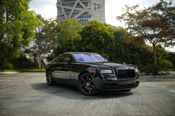 Rolls Royce Wraith (Black)