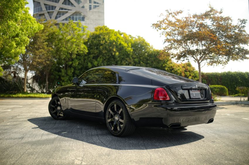 Rolls Royce Wraith (Black) 06